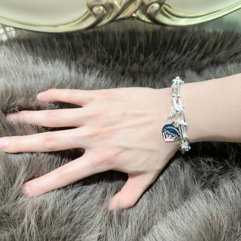 Tiffany Bracelet TB52807