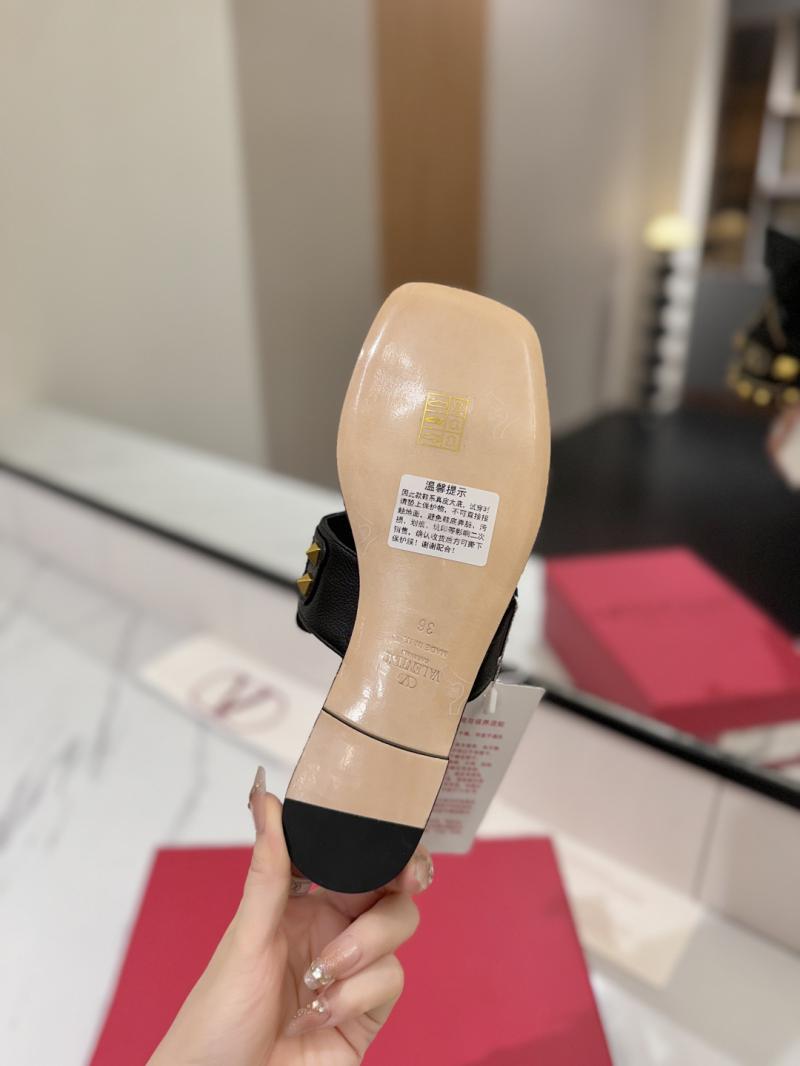 Valentino Sandals SVS616101