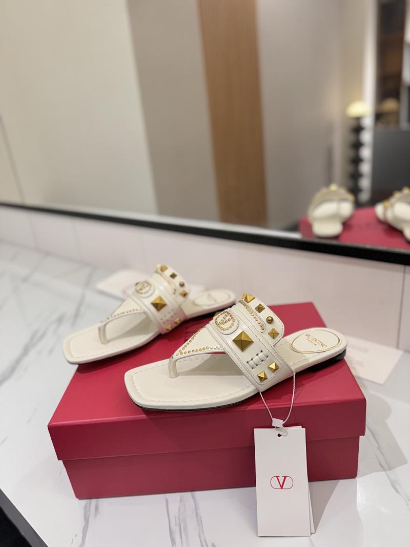Valentino Sandals SVS616102