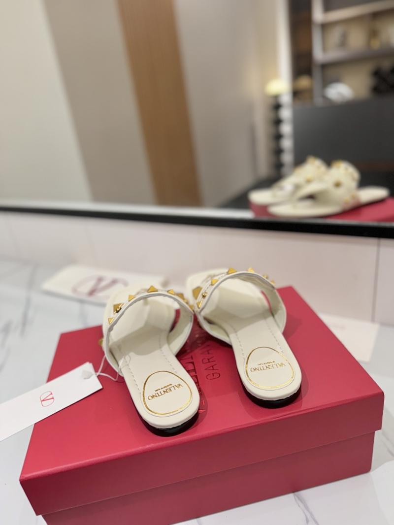 Valentino Sandals SVS616102