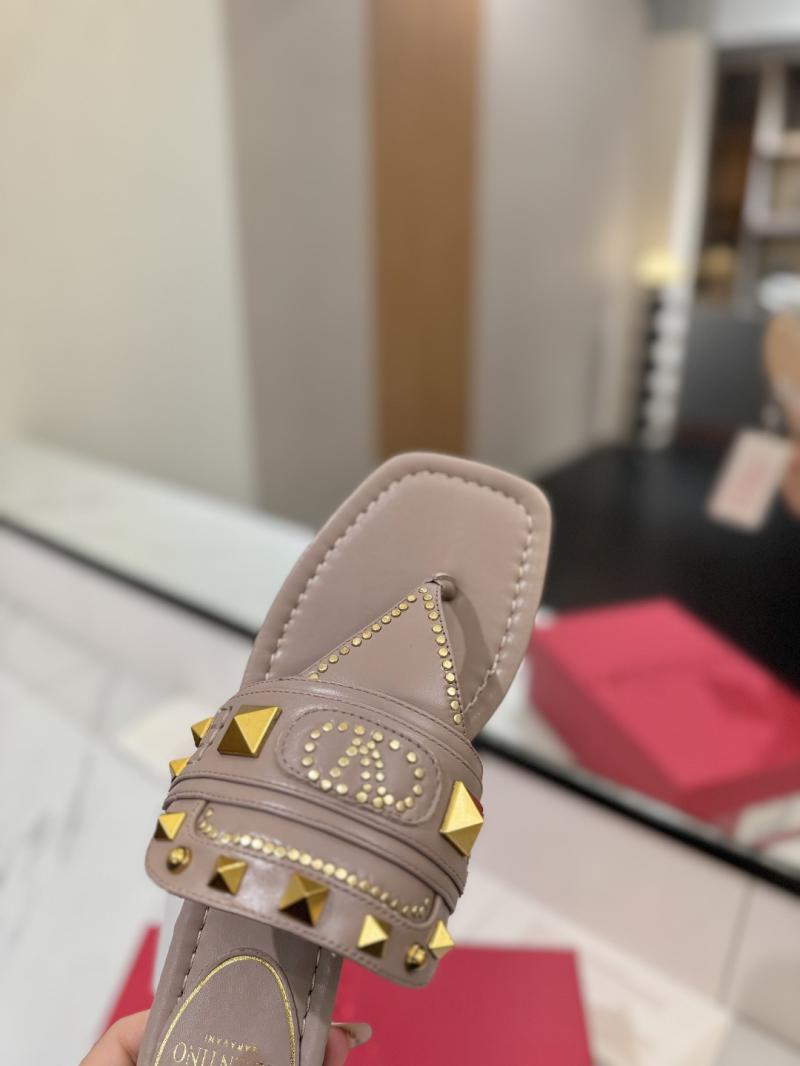 Valentino Sandals SVS616104