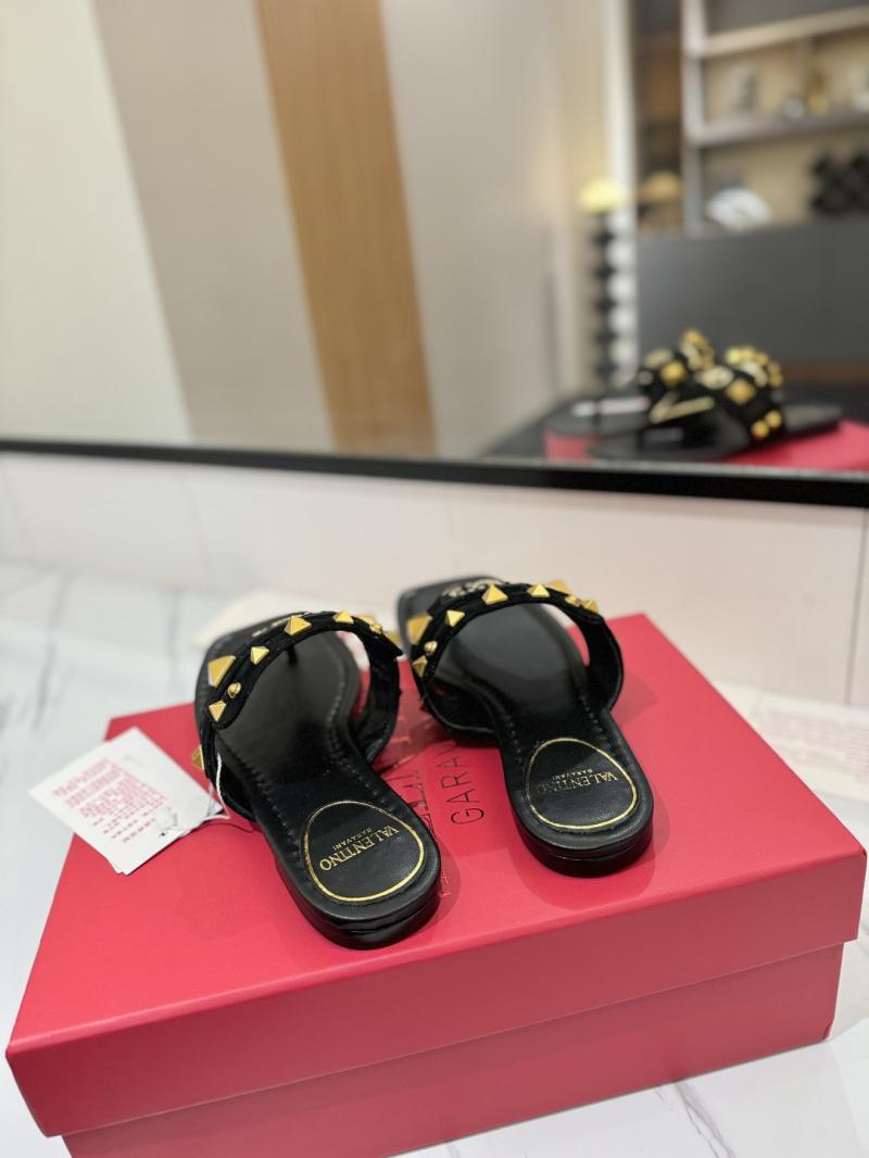 Valentino Sandals SVS616105