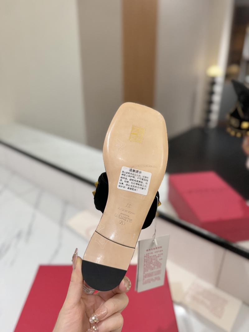 Valentino Sandals SVS616105