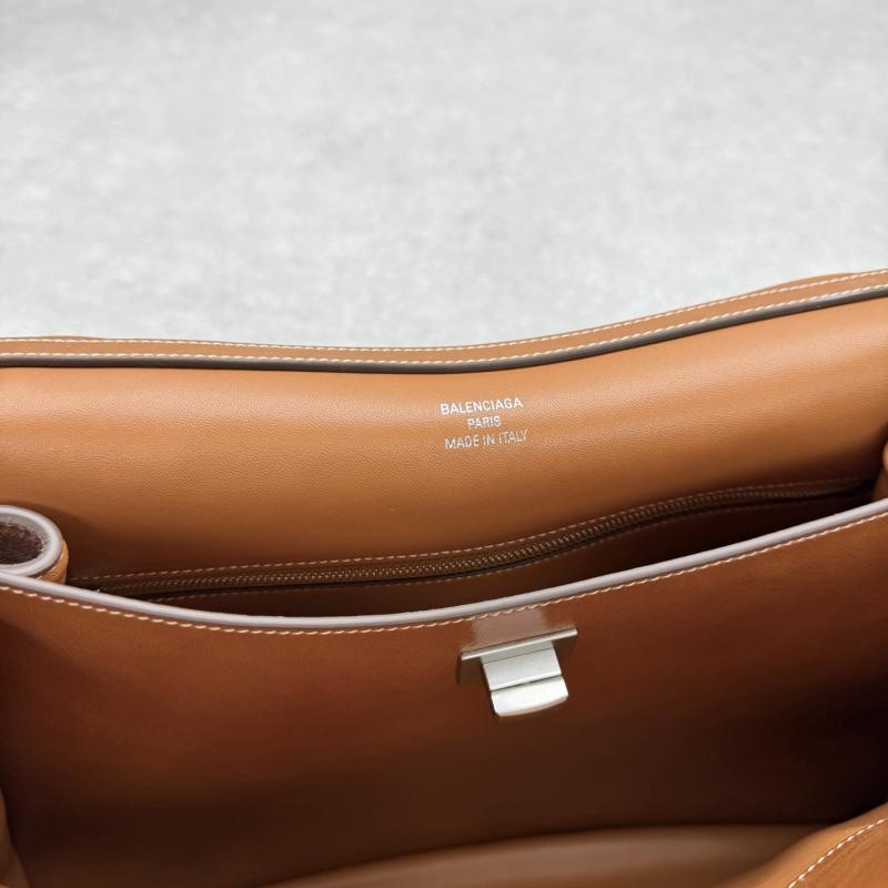 Balenciaga Rodeo Medium Handbag Brown B789772