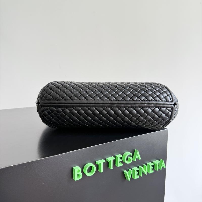 Bottega Veneta Medium Clicker Bag Black 730969