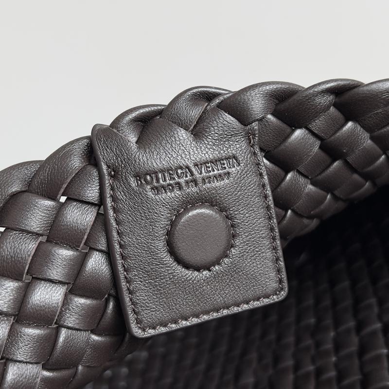Bottega Veneta Medium Clicker Bag Fondant 730969