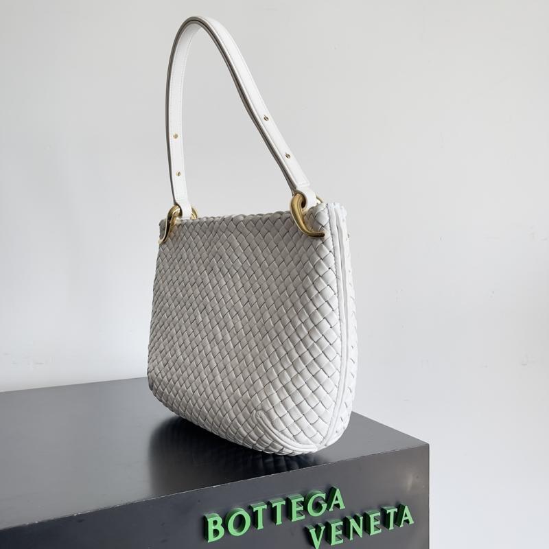 Bottega Veneta Medium Clicker Bag White 730969