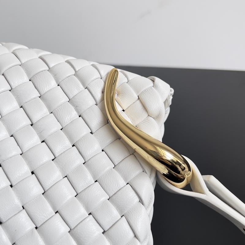 Bottega Veneta Medium Clicker Bag White 730969