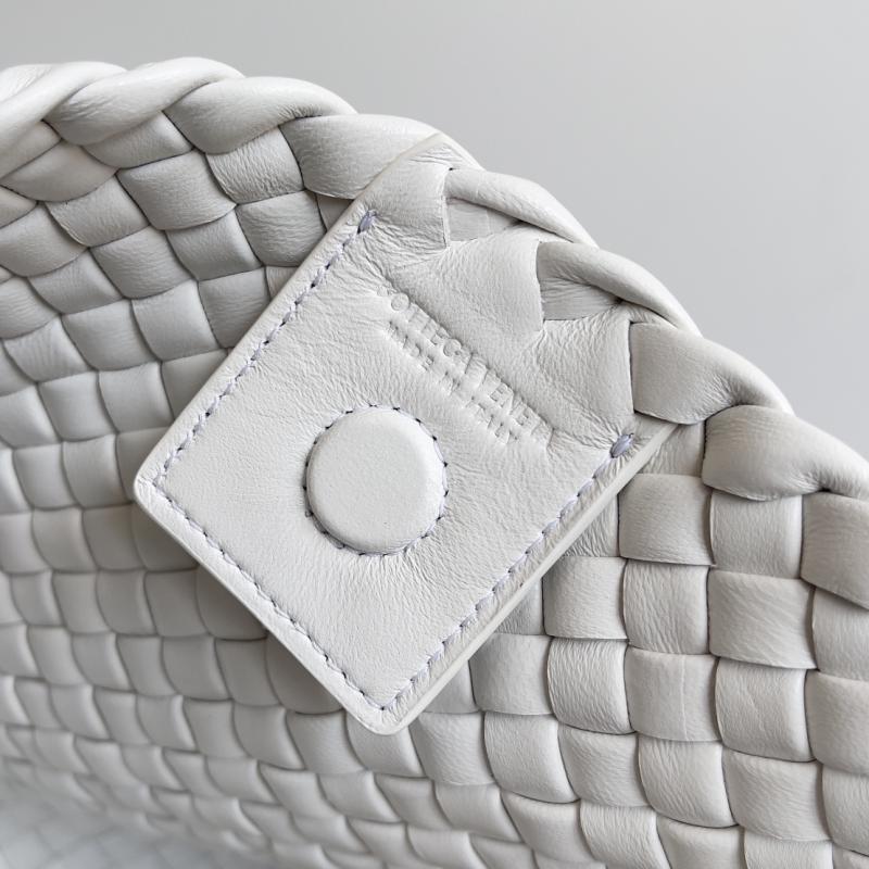 Bottega Veneta Medium Clicker Bag White 730969