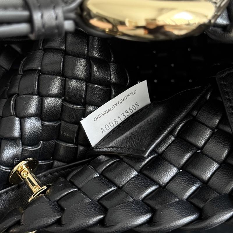Bottega Veneta Small Clicker Bag Black 730968