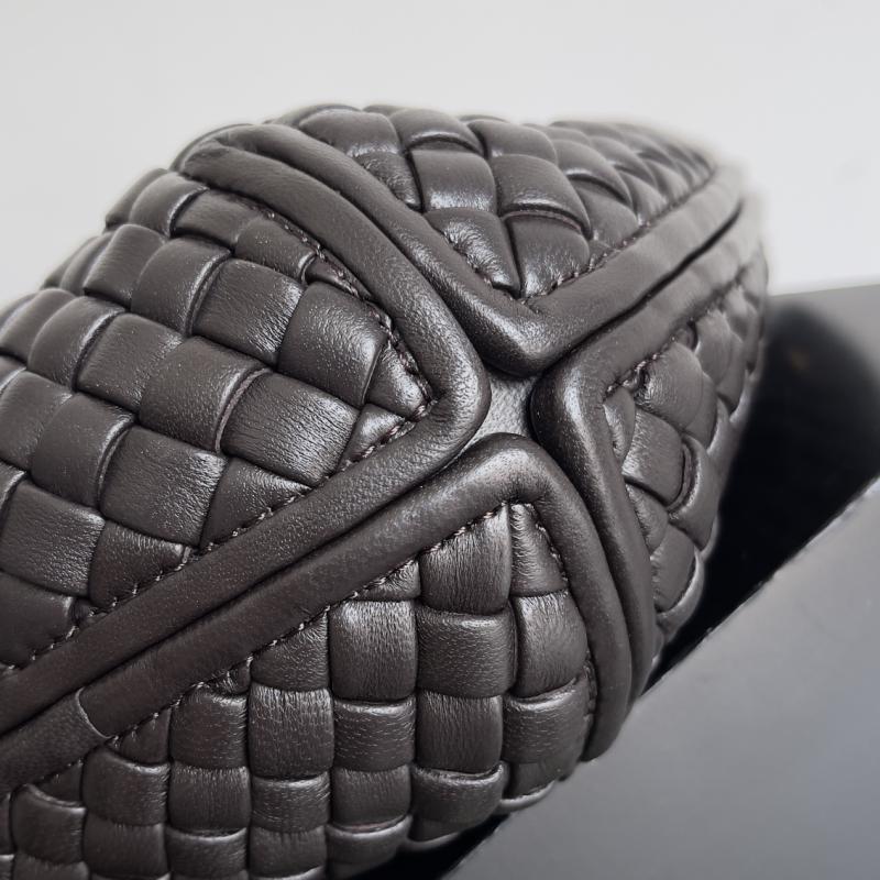 Bottega Veneta Small Clicker Bag Fondant 730968
