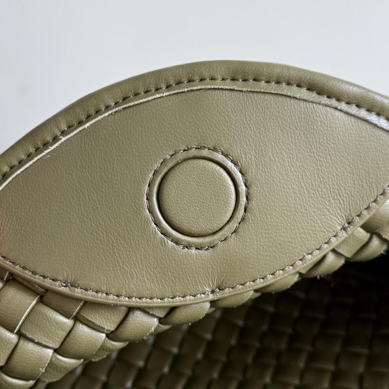 Bottega Veneta Small Cobble Top Handle Algae 805739