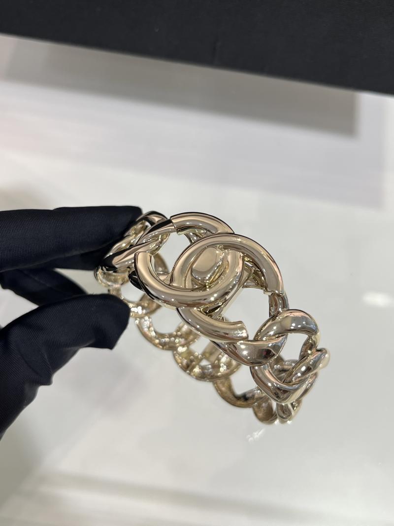 Chanel Bracelet YCB62901