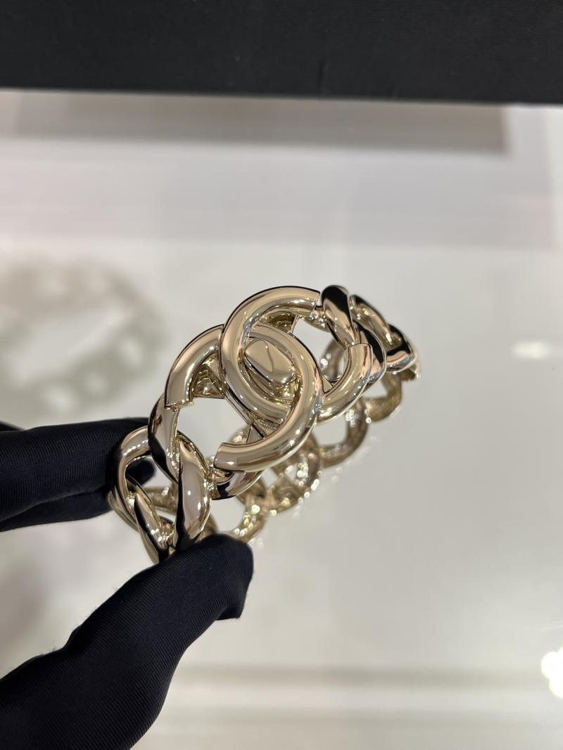 Chanel Bracelet YCB62901