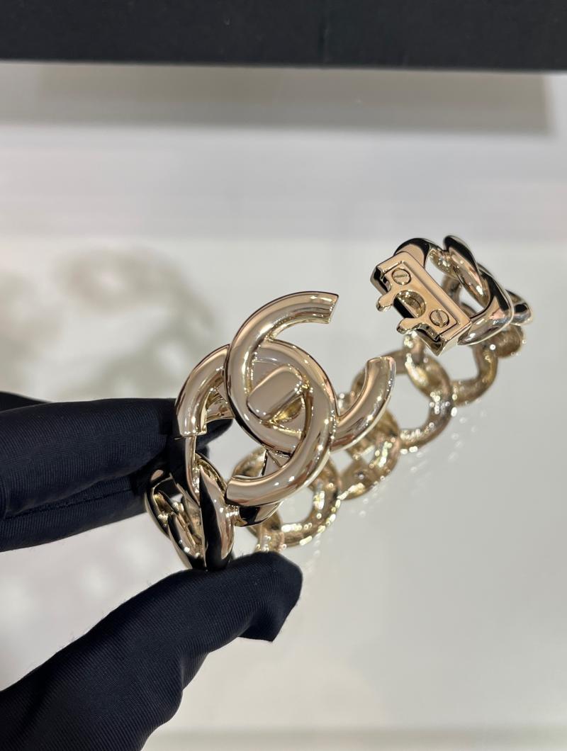 Chanel Bracelet YCB62901