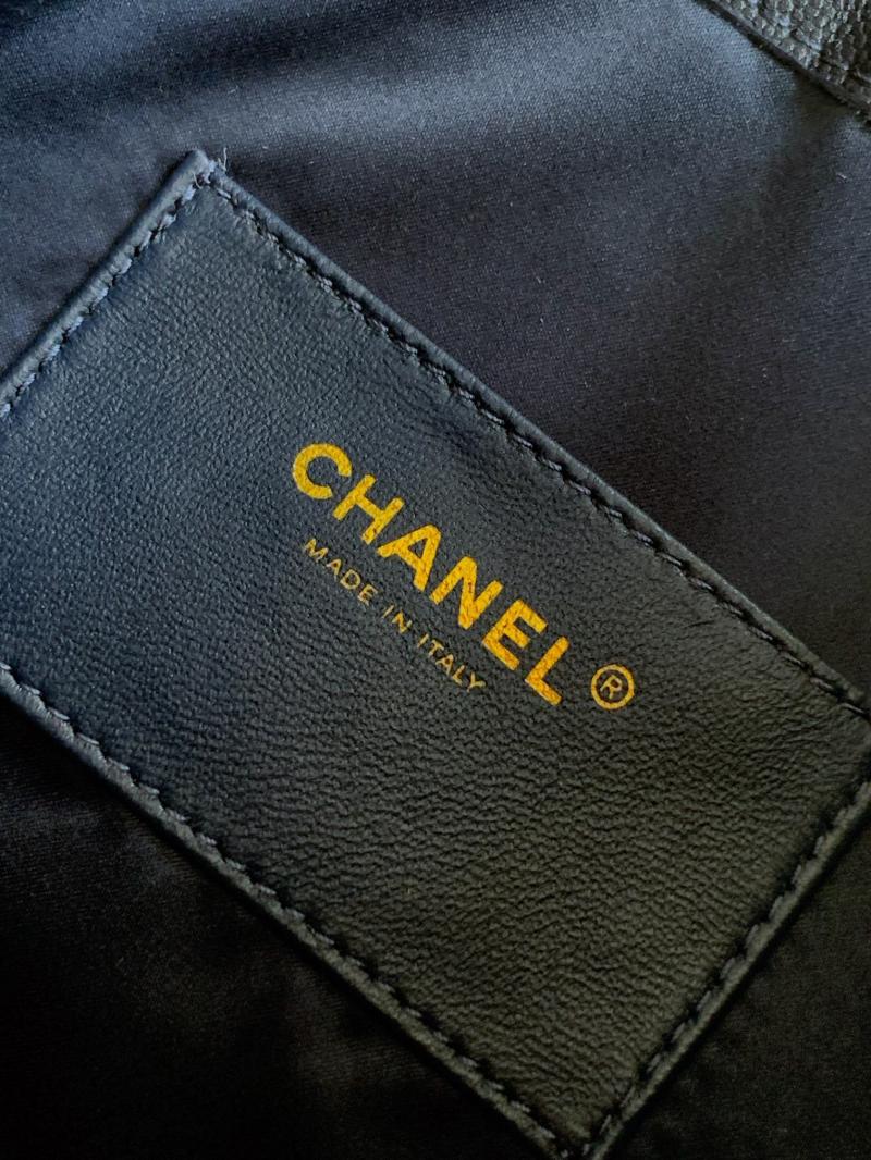 Chanel Grained Calfskin 25 Small Handbag Blue AS5293