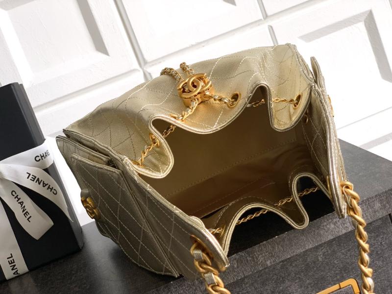 Chanel Grained Calfskin 25 Small Handbag Light Gold AS5293