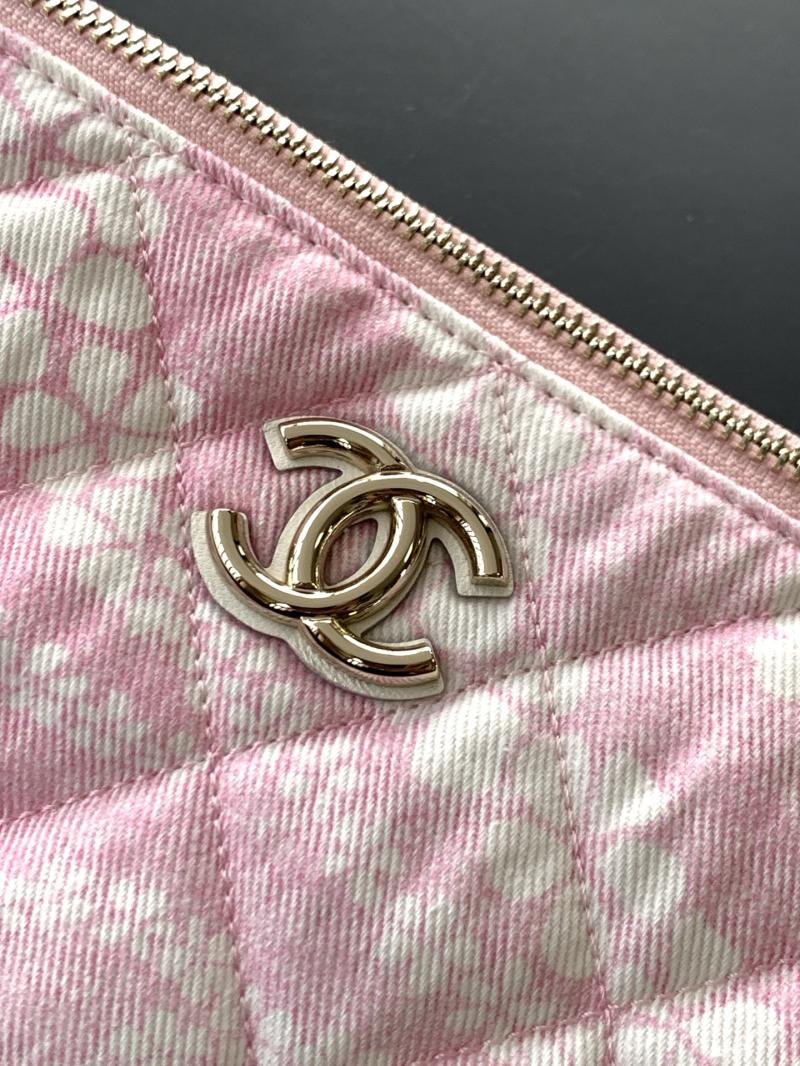Chanel Printed Denim Hobo Bag Pink AS5431
