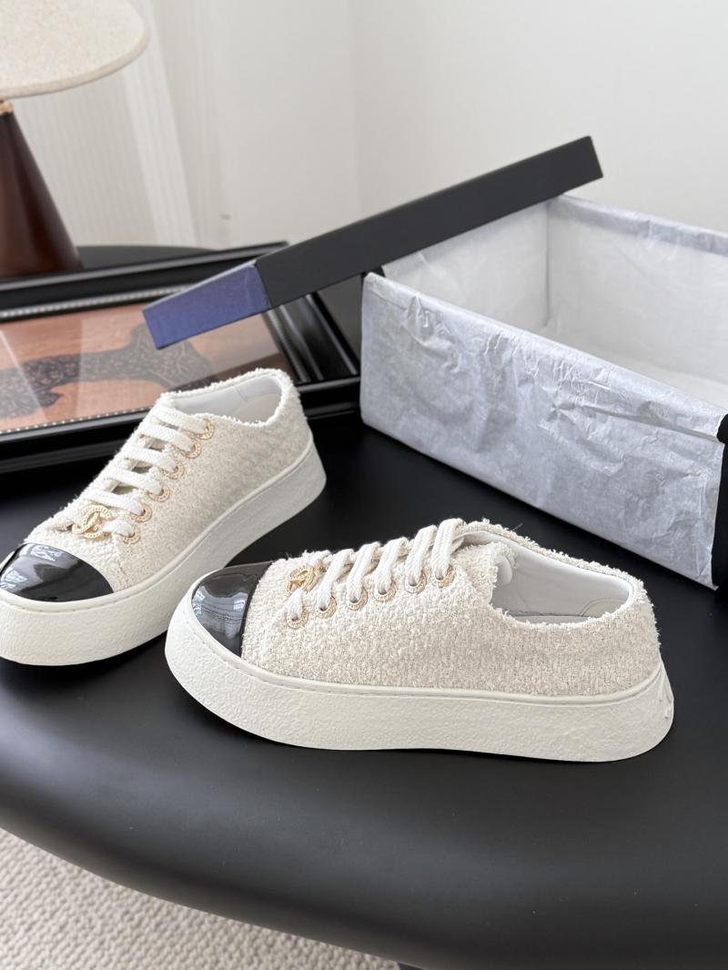 Chanel Sneakers SCS63010