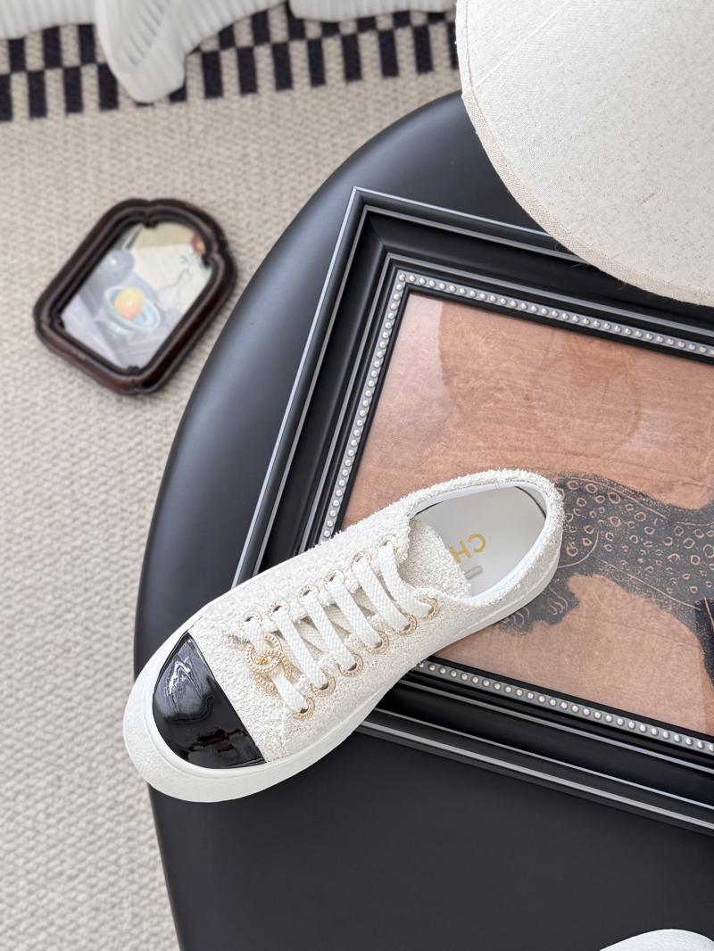 Chanel Sneakers SCS63010
