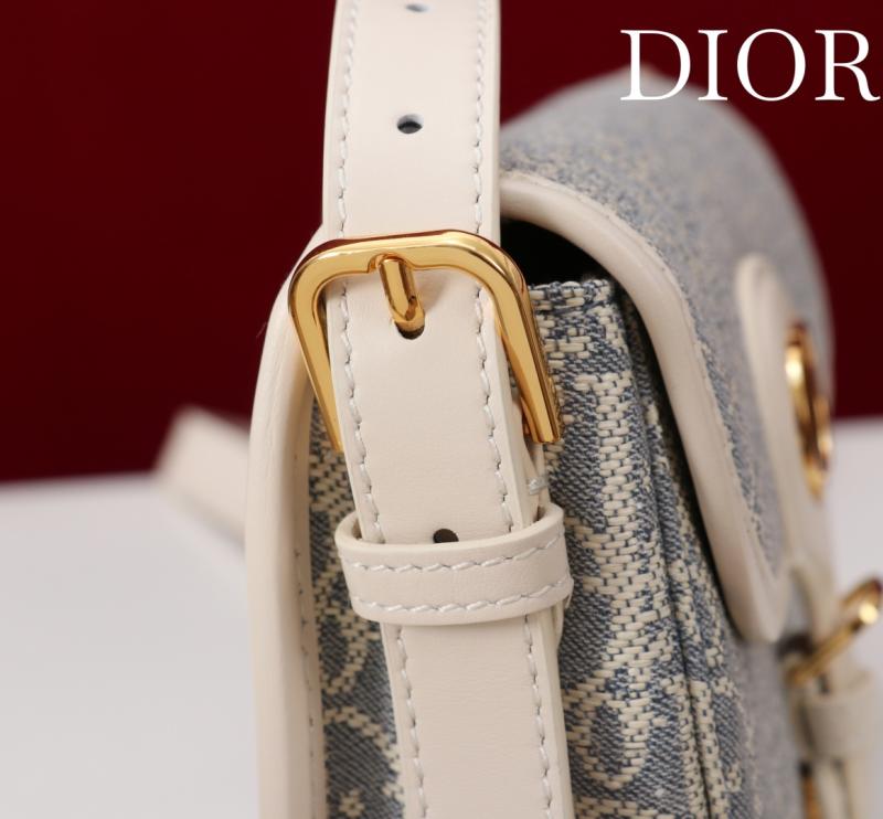 Dior Bobby East-West Bag M9335