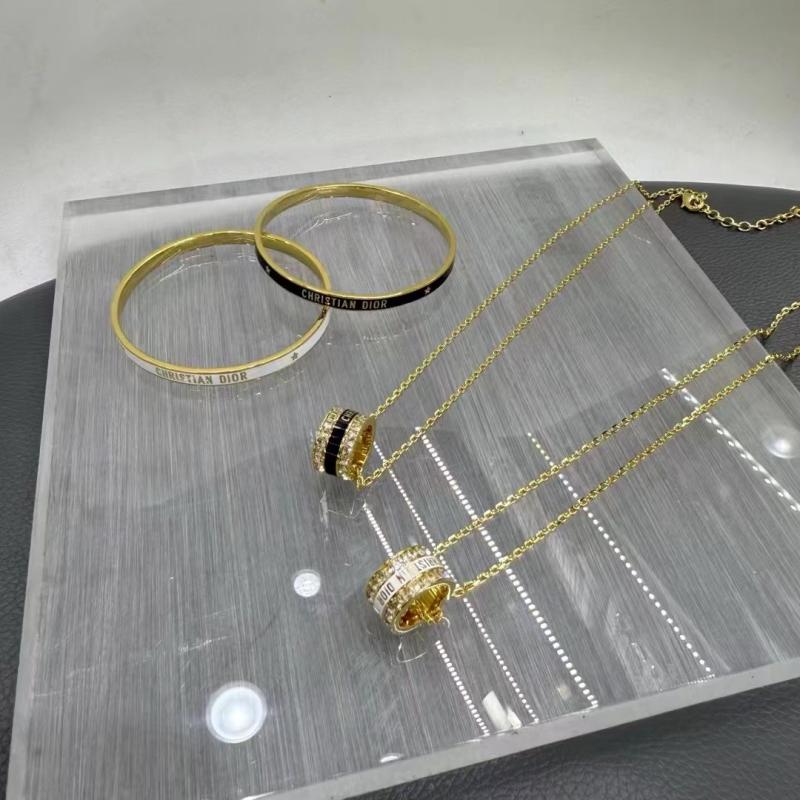 Dior Necklace YDN61801