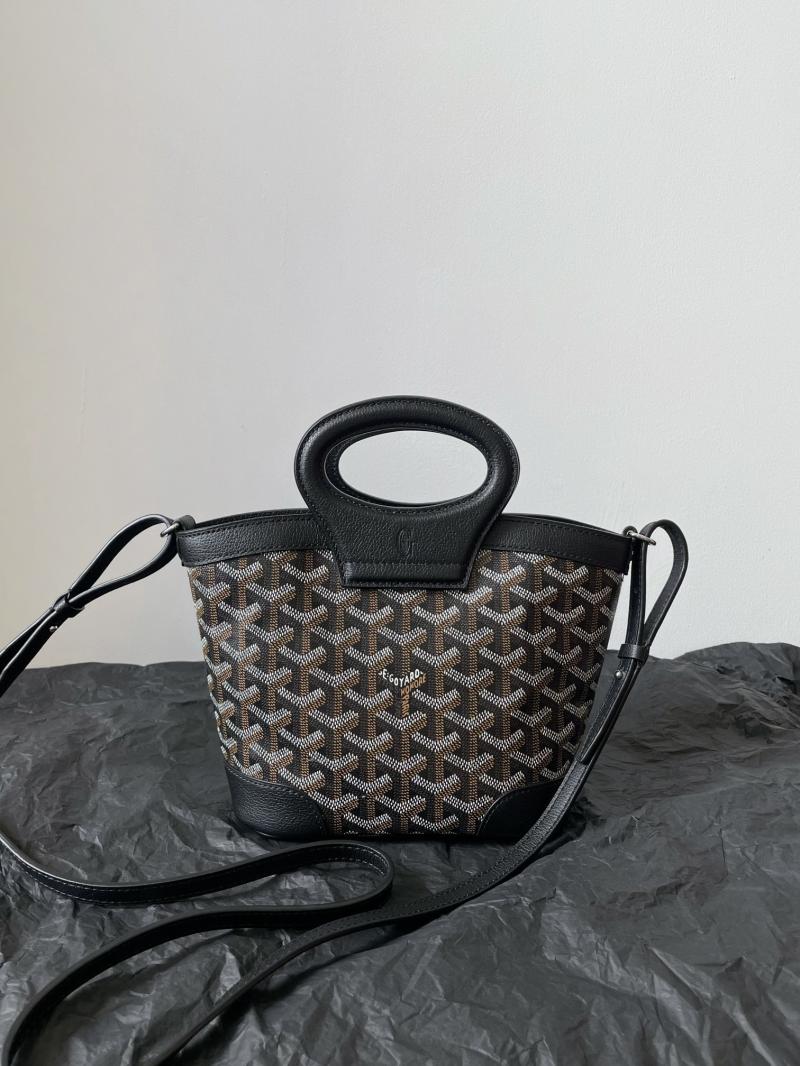 Goyard Beluga Mini Bag Black G6045