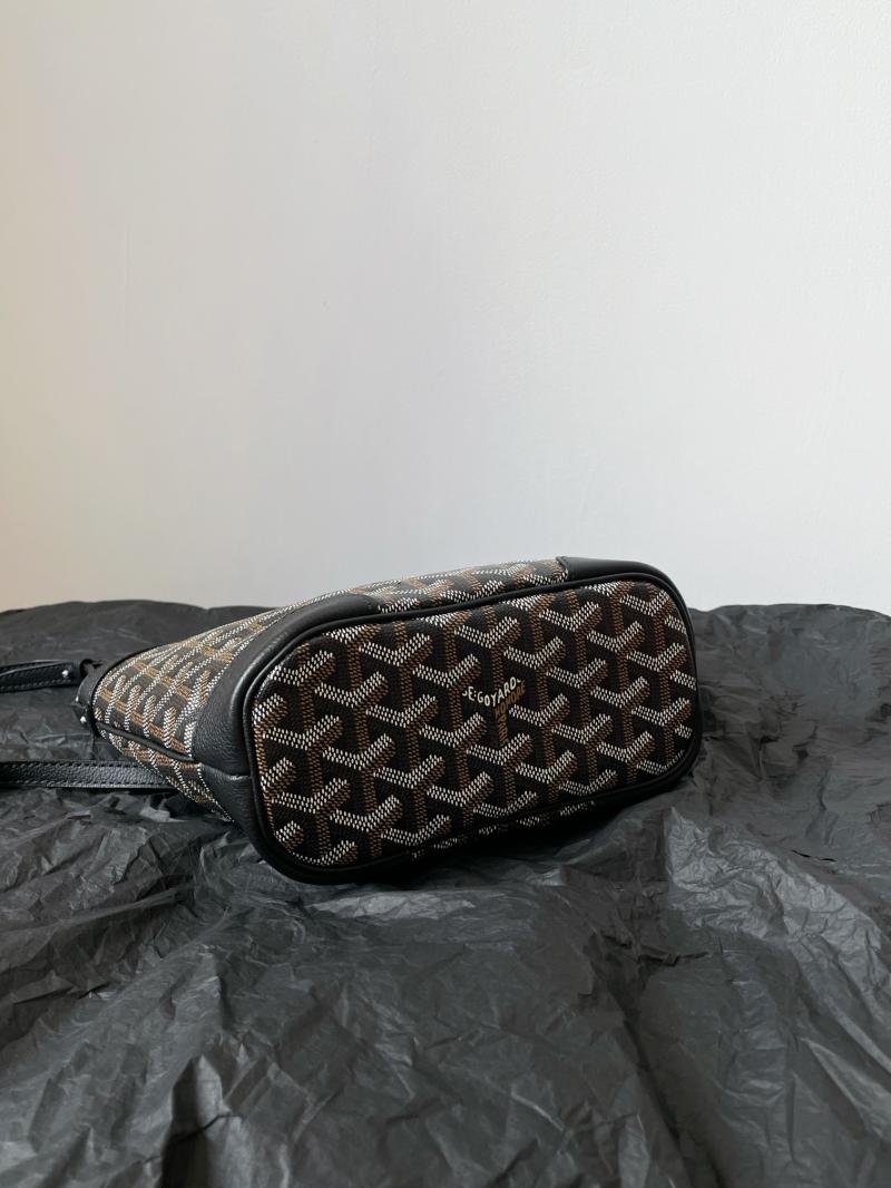 Goyard Beluga Mini Bag Black G6045