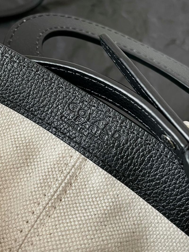 Goyard Beluga Mini Bag Black G6045