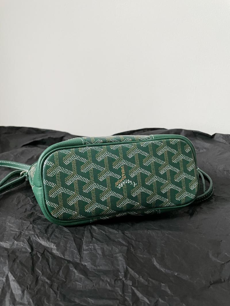Goyard Beluga Mini Bag Green G6045
