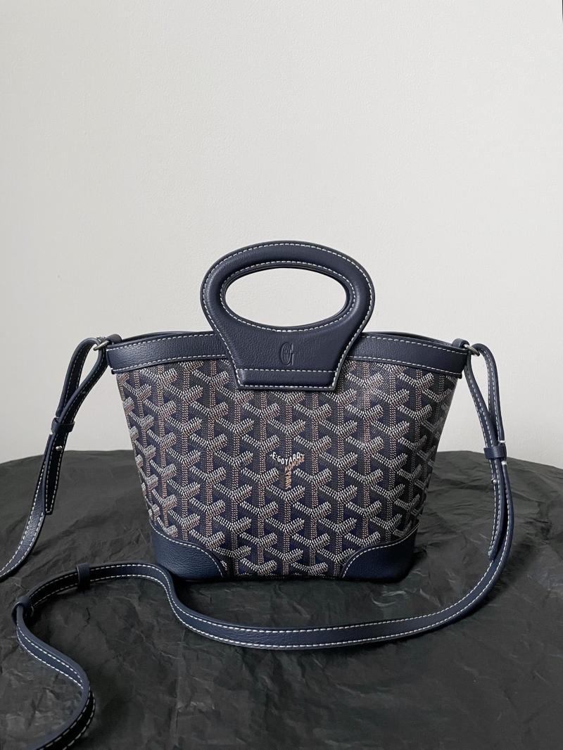 Goyard Beluga Mini Bag Navy G6045