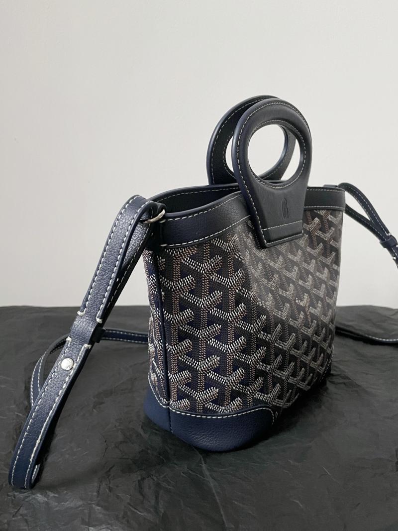Goyard Beluga Mini Bag Navy G6045