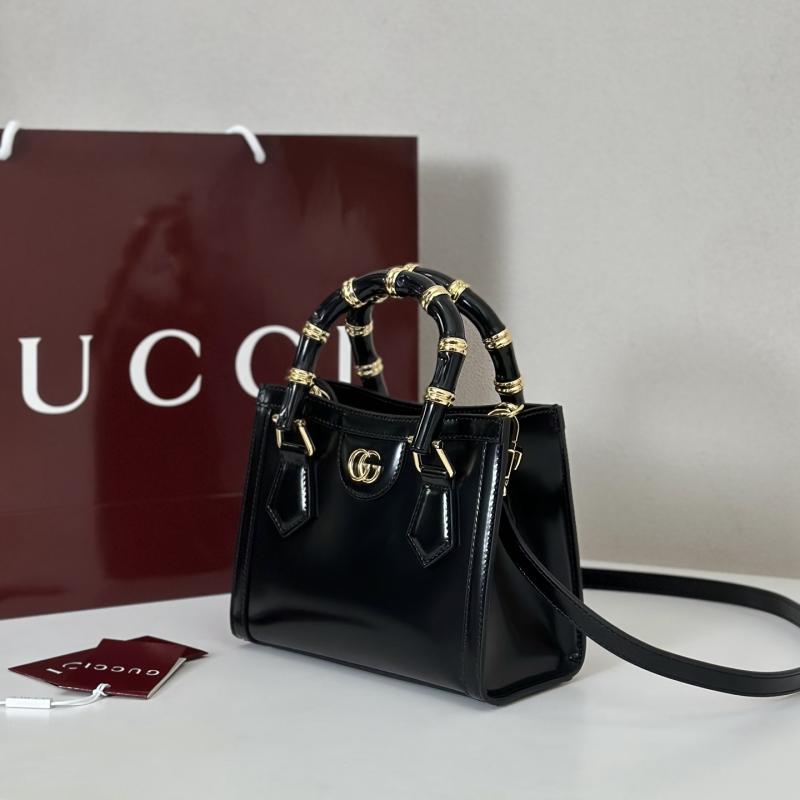 Gucci Diana small tote bag Black 832936
