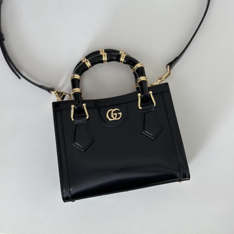 Gucci Diana small tote bag Black 832936