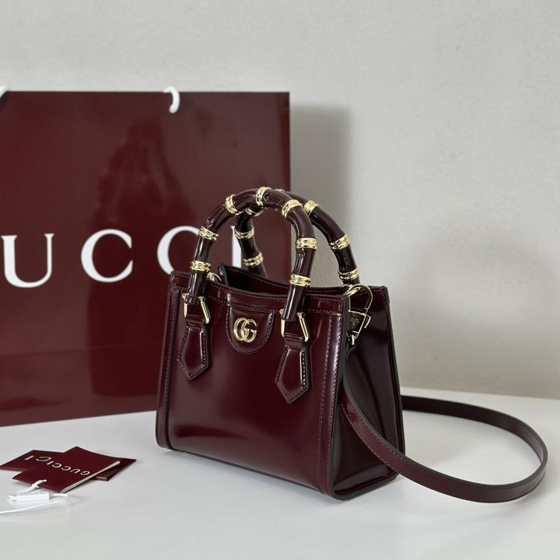Gucci Diana small tote bag Red 832936