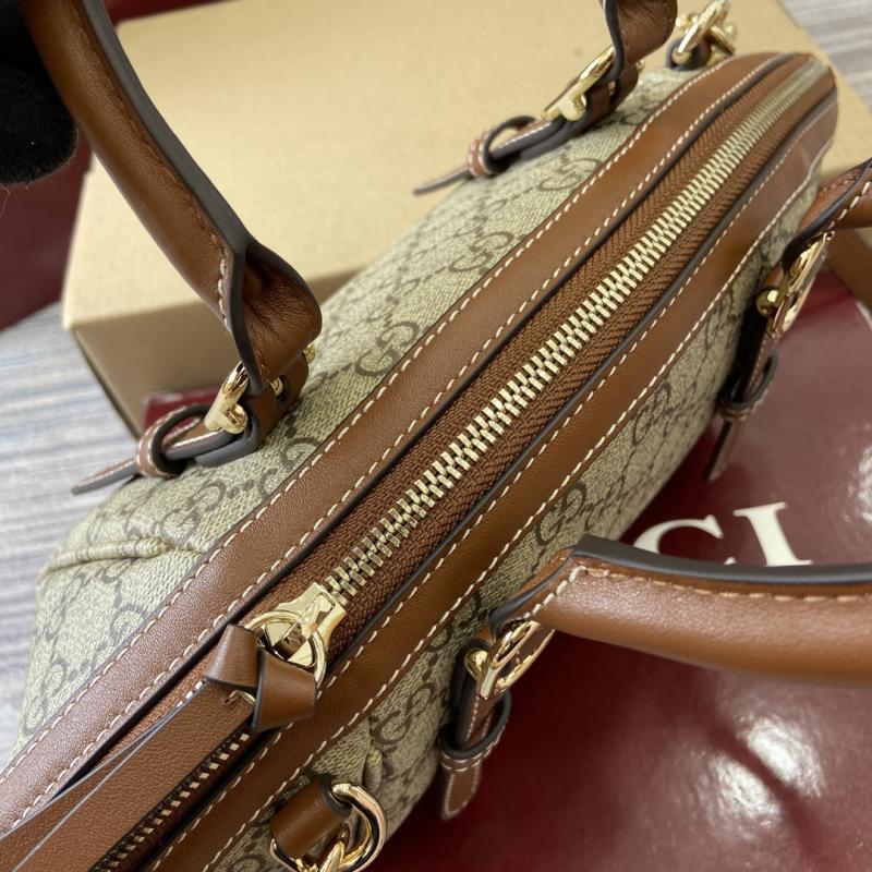 Gucci GG Emblem small top handle bag ‎839005