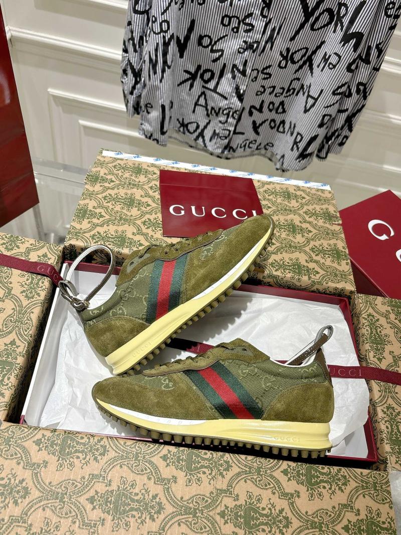 Gucci Sneakers SGS71402