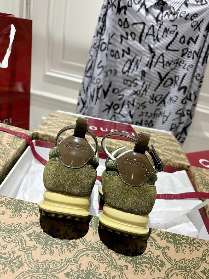 Gucci Sneakers SGS71402