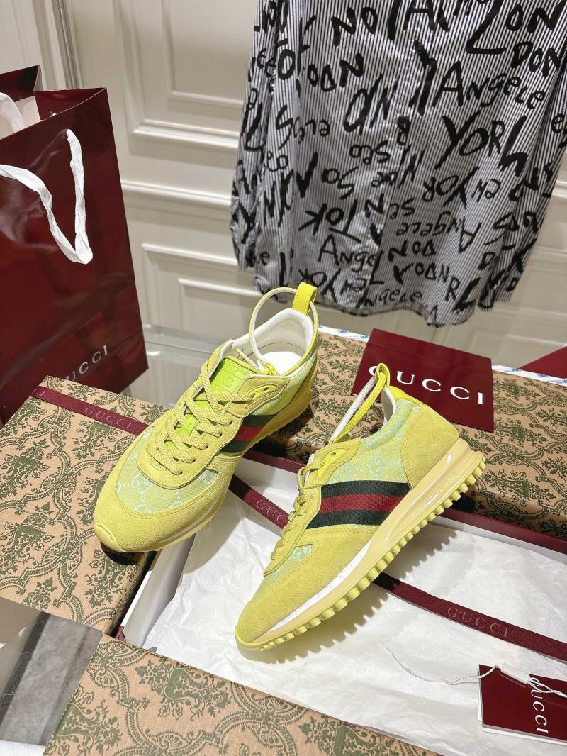Gucci Sneakers SGS71403