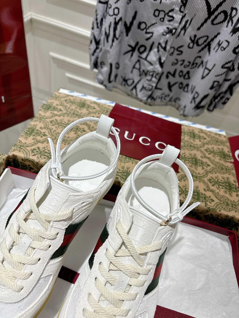 Gucci Sneakers SGS71404