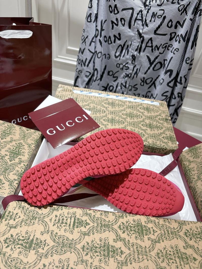 Gucci Sneakers SGS71406