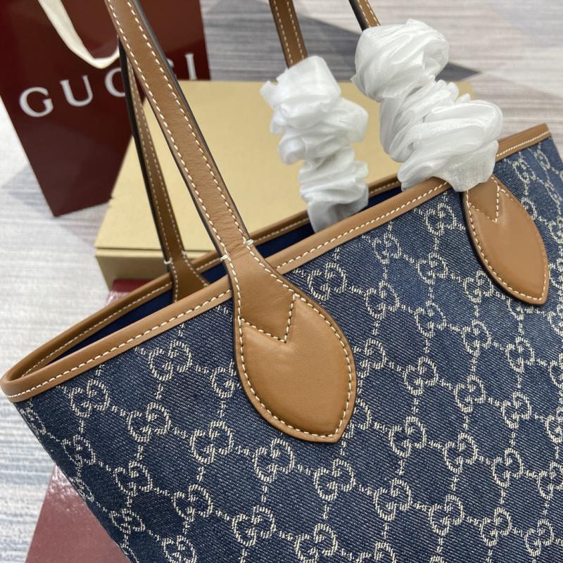 Gucci Totissima small tote bag 820496