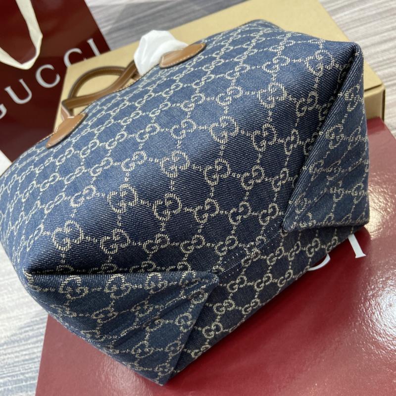 Gucci Totissima small tote bag 820496