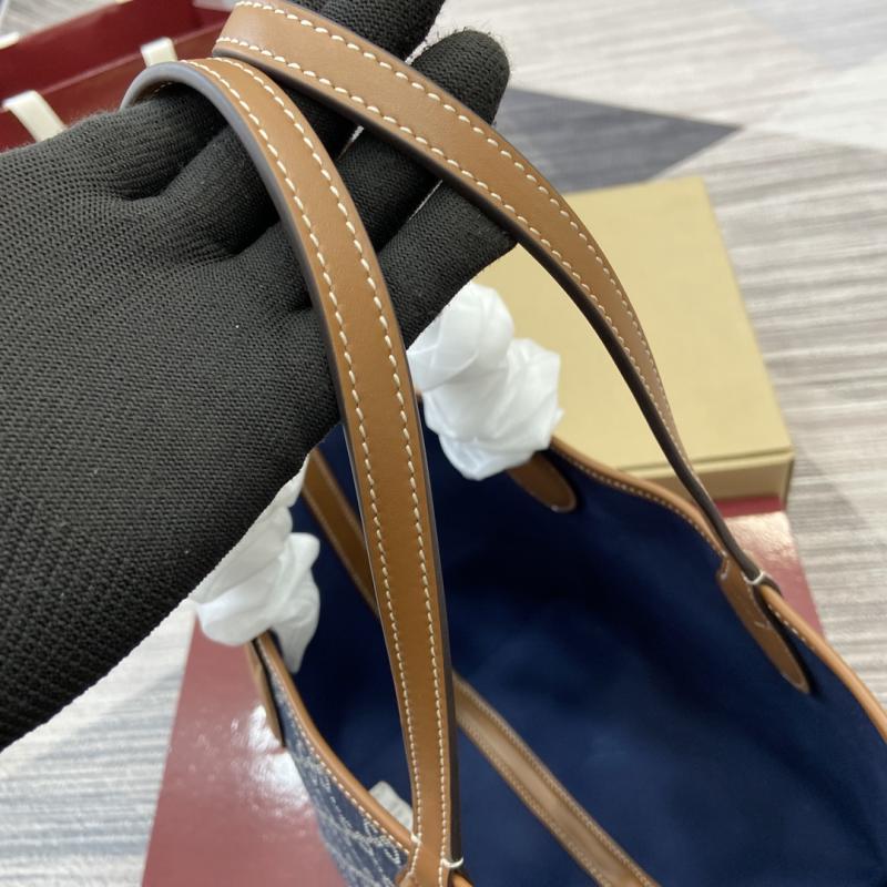 Gucci Totissima small tote bag 820496