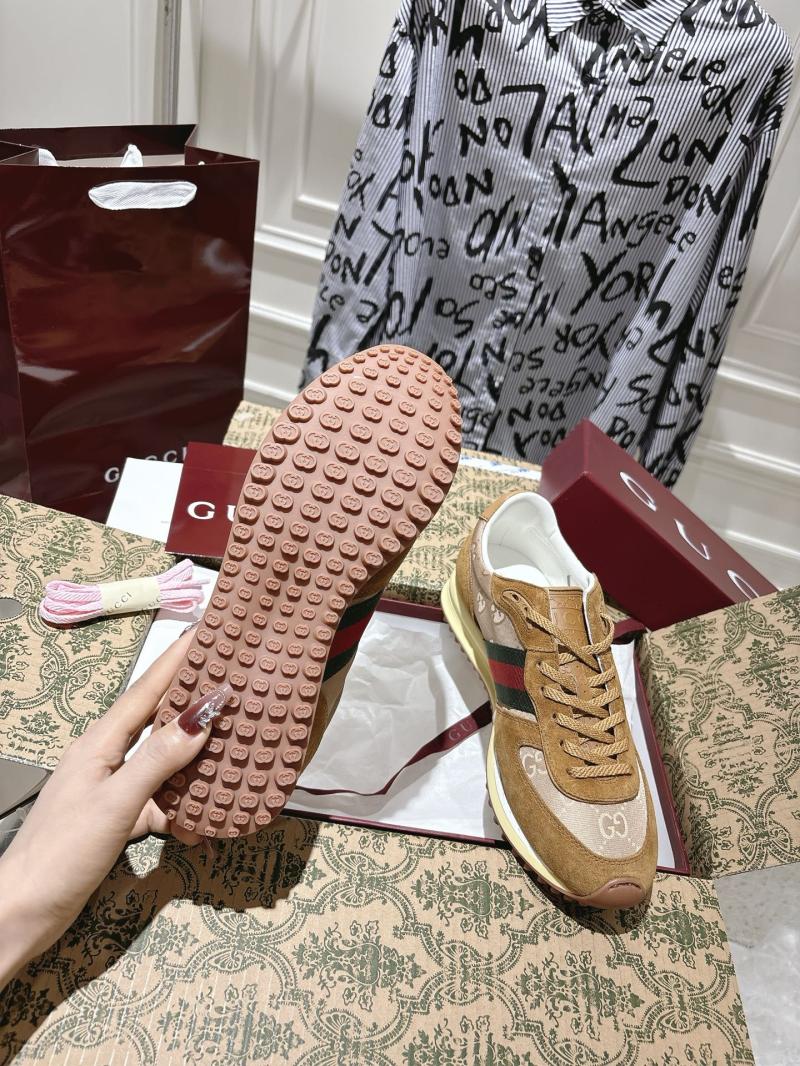 Gucci Unisex Sneakers SGU71401