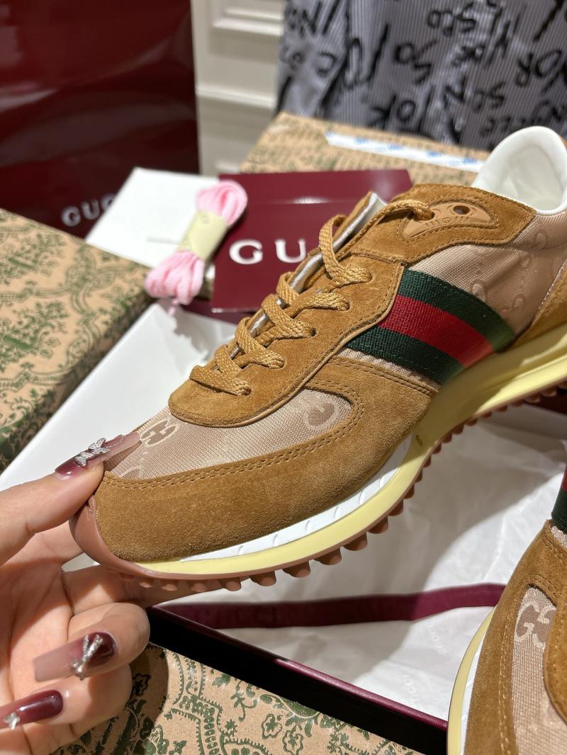 Gucci Unisex Sneakers SGU71401