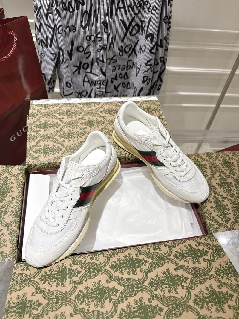 Gucci Unisex Sneakers SGU71402
