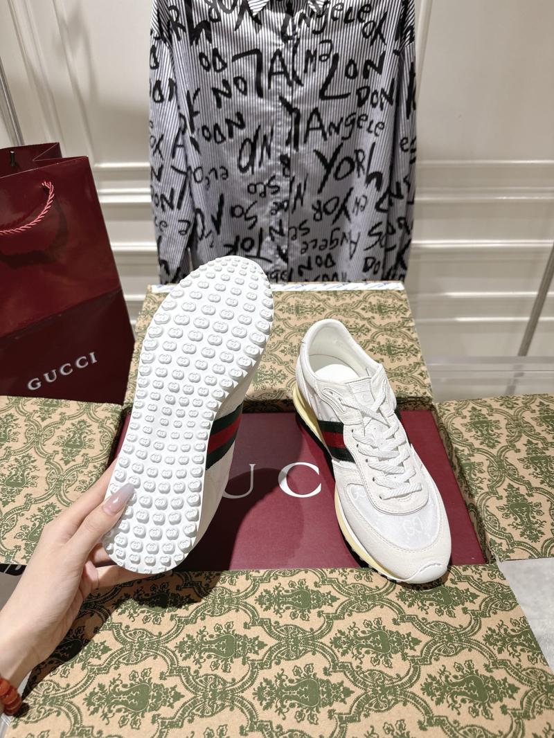 Gucci Unisex Sneakers SGU71402
