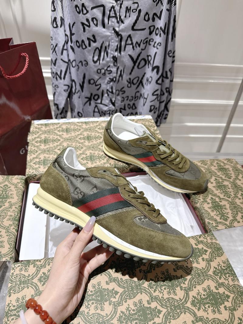 Gucci Unisex Sneakers SGU71403