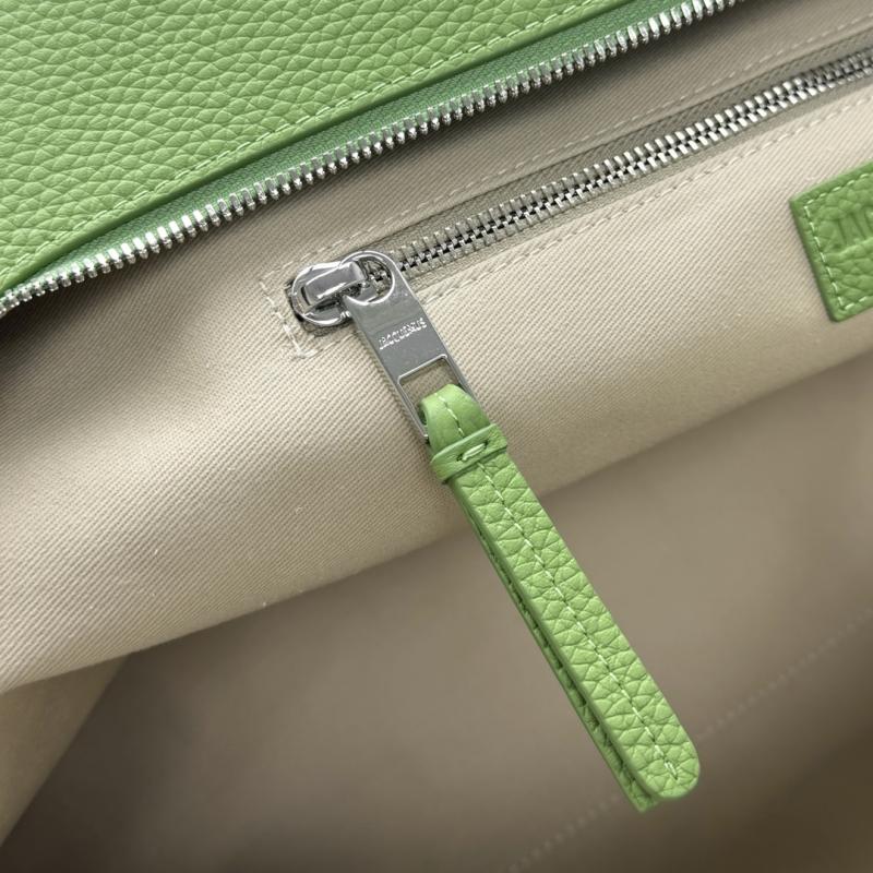 Jacquemus The Large Turismo Grained Leather Bag Green J2130
